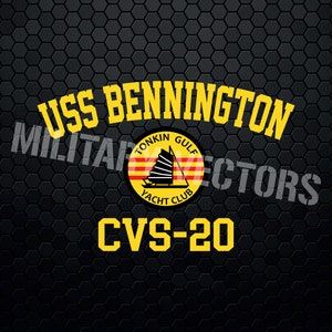 Puede incluir: Un logotipo amarillo y negro con el texto "USS BENNINGTON TONKIN GULF YACHT CLUB CVS-20" sobre un fondo de panal negro.