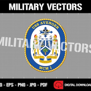 Può includere: Uno stemma blu e oro con il testo "USS AVENGER MCM 1" e le parole "DUX ET DEFENSOR SEMITAE" in uno stendardo sottostante. Lo stemma presenta uno scudo con una palma, un'ancora e un tridente. Due figure in armatura si trovano su entrambi i lati dello scudo.