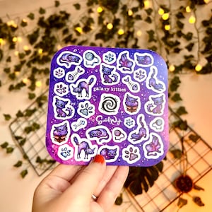 Feuille d'autocollants chat galaxie | Chatons galaxie | Feuille d'autocollants chat violet | Chats étoilés | Sticker chat de l'espace | Stickers pattes | Céleste | Nébuleuse