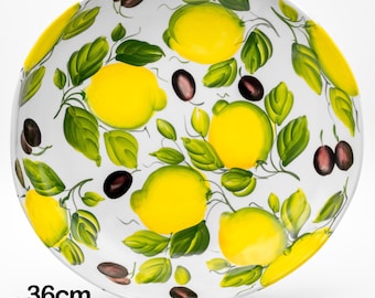 Bol bajo para espaguetis - Bol de centro de mesa con decoración de limón y aceituna. 30 cm / 12" y 36 cm / 14". Cerámica pintada a mano. 100% HECHO EN ITALIA.
