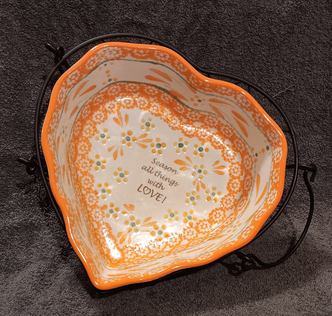 1.5 Quart Temptations by Tara Orange Old World Design Heart Shaped