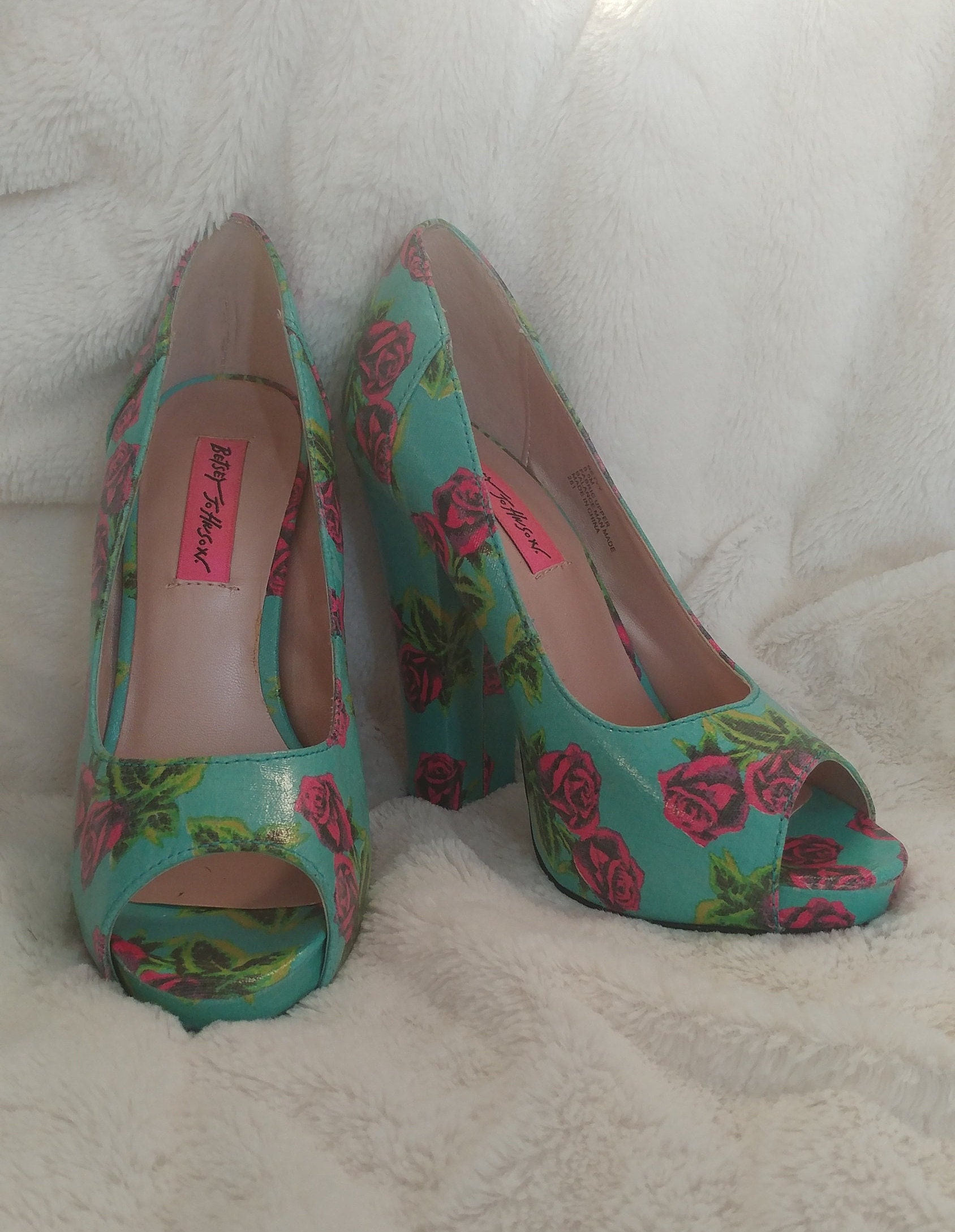 Betsey Johnson::パンプス:6M[RESALE] BETSEY JOHNSON- Jovi Size 7M - Excellent | eBay
