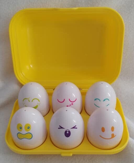 Hide and squeak eggs sale