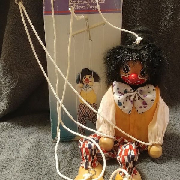 Vintage 1994 Handmade Wooden Clown Marionette Doll By Artmark #50249 - Gently Previously Loved & Comes With Original Box - FREE Shipping