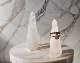 Clear Quartz Gemstone - Jewellery Display, Ringcone Holder, Ring Holder Cone, Ring jewelry display, White Clear Ring Holder, Crystal gift