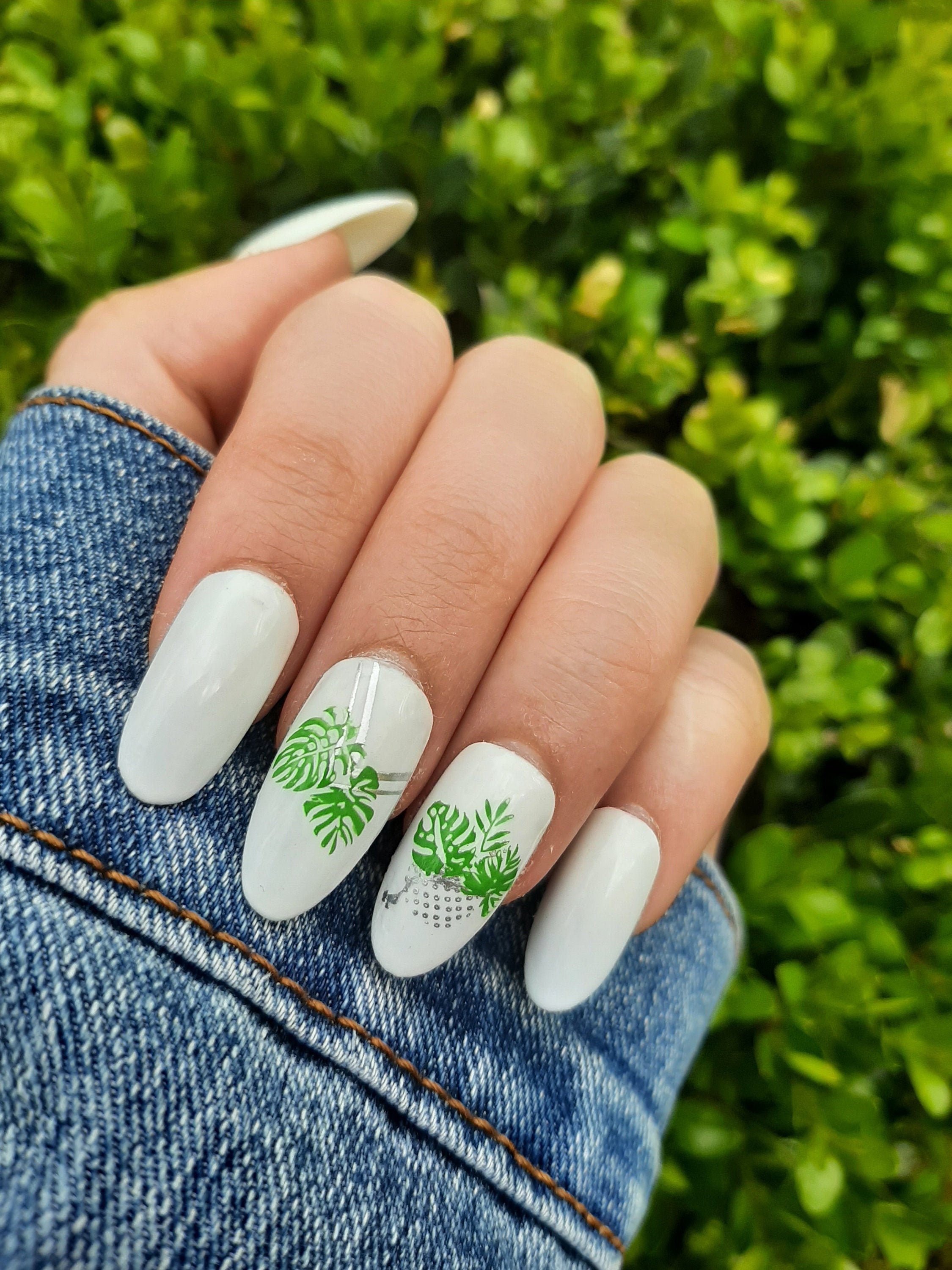 Green long nails