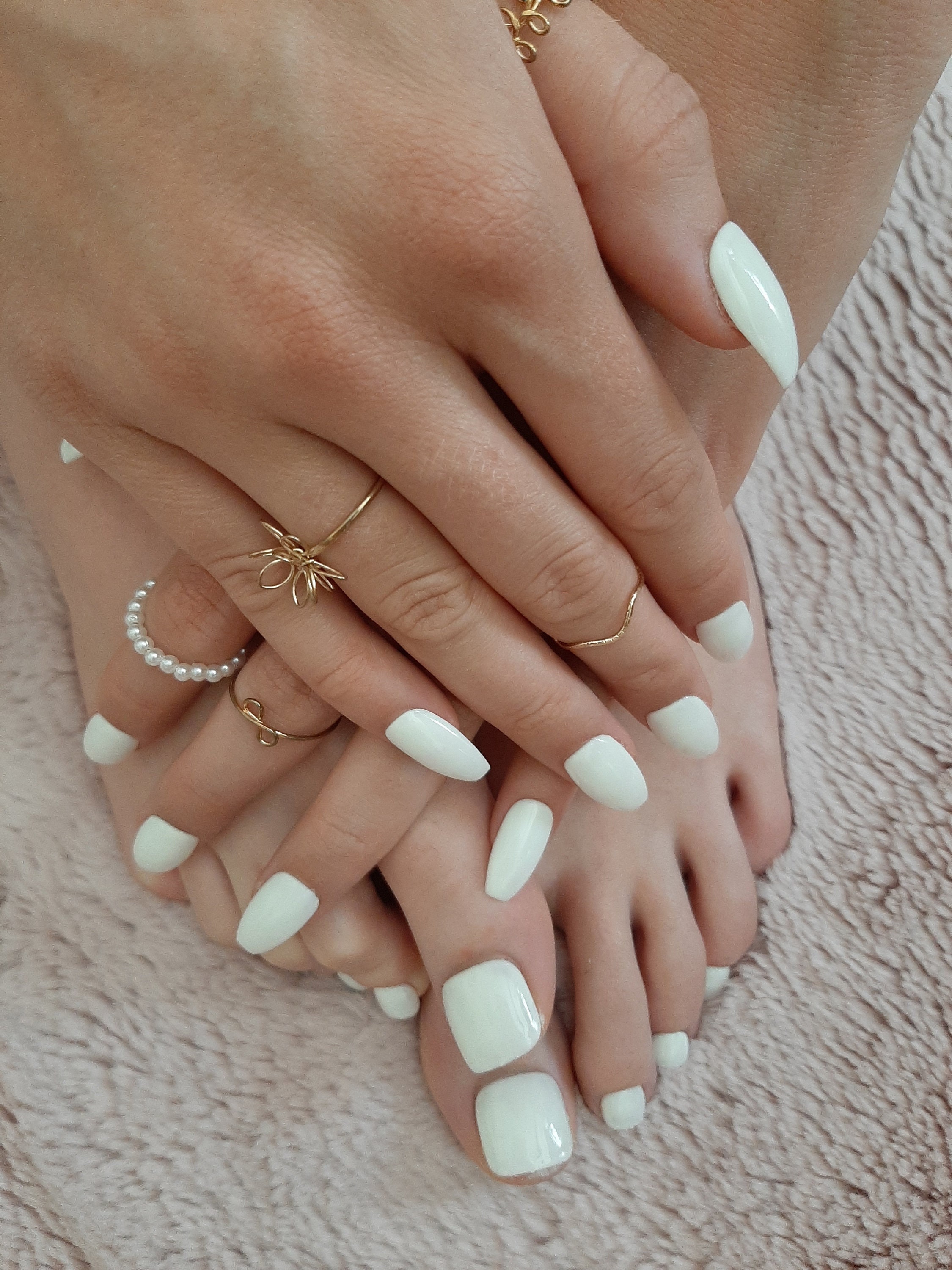 Gimme All You Got Set All White Toe Press on Nails Full Set No Sizing Kits  Needed Toe Nails White Toes Nails White Short Nails -  Canada