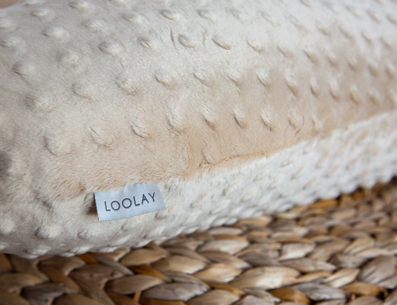 Coussin de couchage latéral MINKY 100 % beige 170 cm M/L ou 190 cm L/XL Coussin câlin Coussin de positionnement SOFT Coussin de grossesse Coussin d'allaitement Loolay® image 4