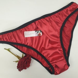 VERMELHO Cetim brilhante liso e simples calcinha sissy de cintura baixa biquíni calcinha com acabamento preto Feito à mão na França XS a XXL Veja nosso meu gráfico