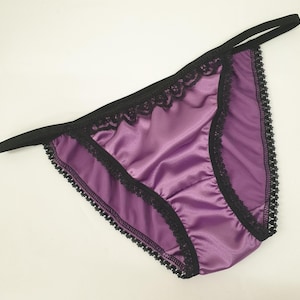 Magenta satijnen zwarte kanten tangaslipje, stringbikini, sissy glanzende panty, handgemaakte Franse lingerie cadeau, damesslip, damesondergoed