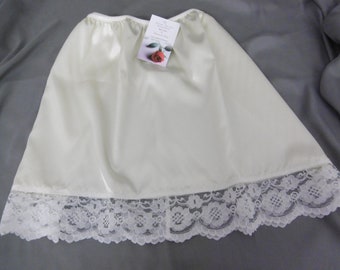 IVORY Glänzender Satin halb tailliert Schlupf, natürliche Spitze Borte, Frauen Unterrock Made in France XS bis XXL Verschiedene Längen Satin Dessous Geschenk