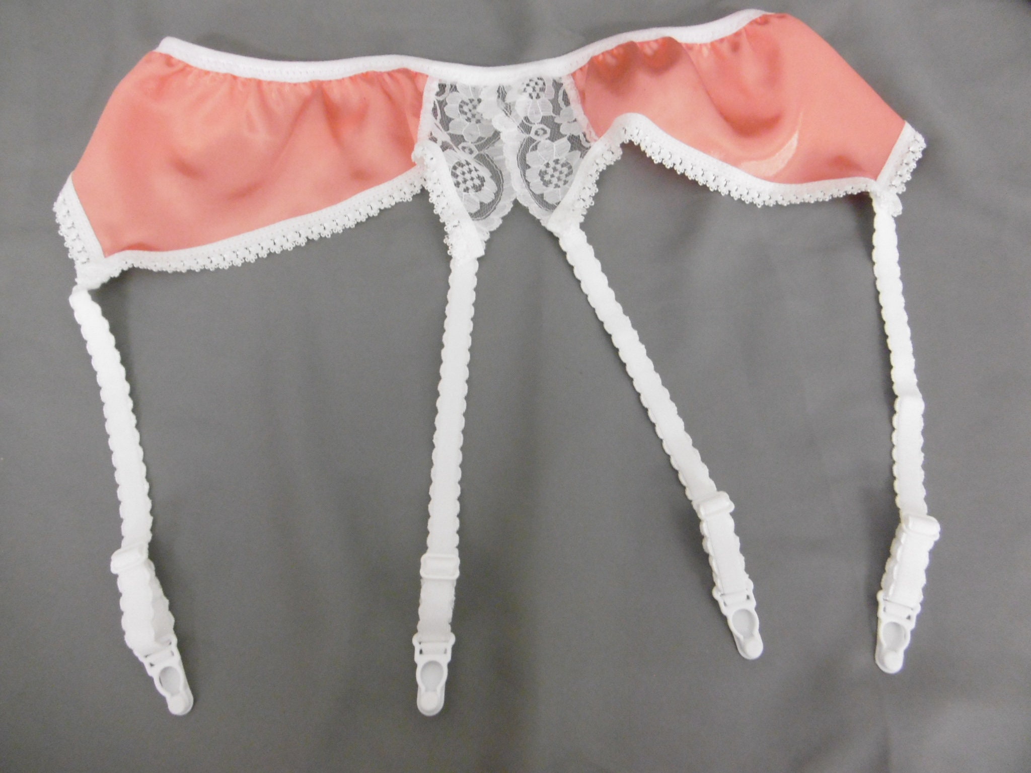 Pastel Pink Garter