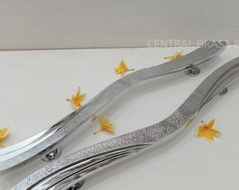 2 maçanetas onduladas prateadas, entrada exclusiva, detalhes em latão (80 cm) (FRETE PAGO)