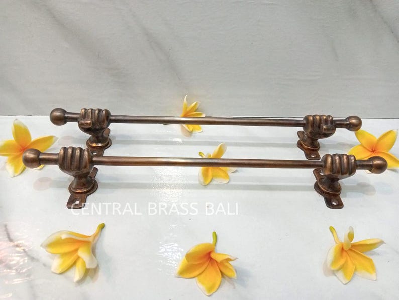 entry handle
Solid brass decorative door pull
Vintage ornate brass door handle
Antique brass door handle set
Vintage brass main door pull
Solid brass vintage door handle
Elegant antique brass door pull
Unique solid brass door handle, Handcrafted