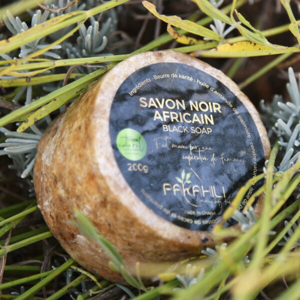 Offre groupée de 3 Savons  et 6 savons noirs authentiques du Ghana, savon noir brut cru, black soap.