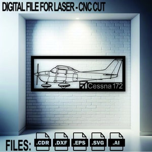 Puede incluir: Un dibujo en blanco y negro de un avión Cessna 172 en un marco rectangular. La imagen se muestra en una pared de ladrillo blanco. El texto "FILES: .CDR .DXF .EPS .SVG .AI" se muestra debajo de la imagen.