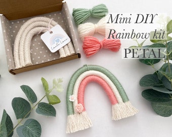 MINI Macramé rainbow kit - craft box, DIY Craft kit, floral rainbow - Loule Love