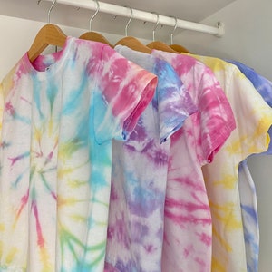 Pink Scrunch tie dye t shirt, hand crafted in the U.K