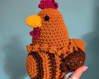 Peluche di pollo all'uncinetto fatto a mano (marrone)