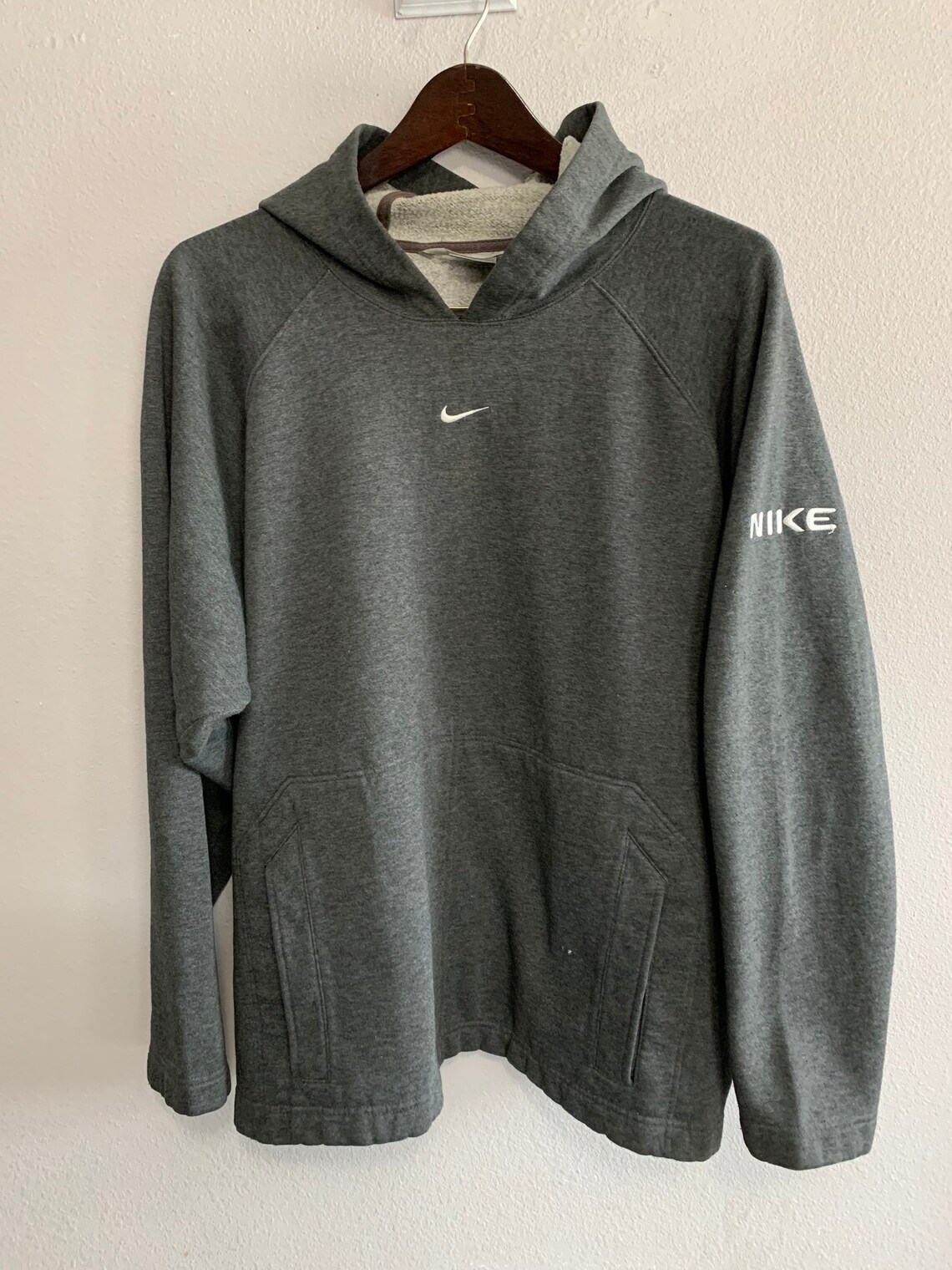 center nike swoosh hoodie