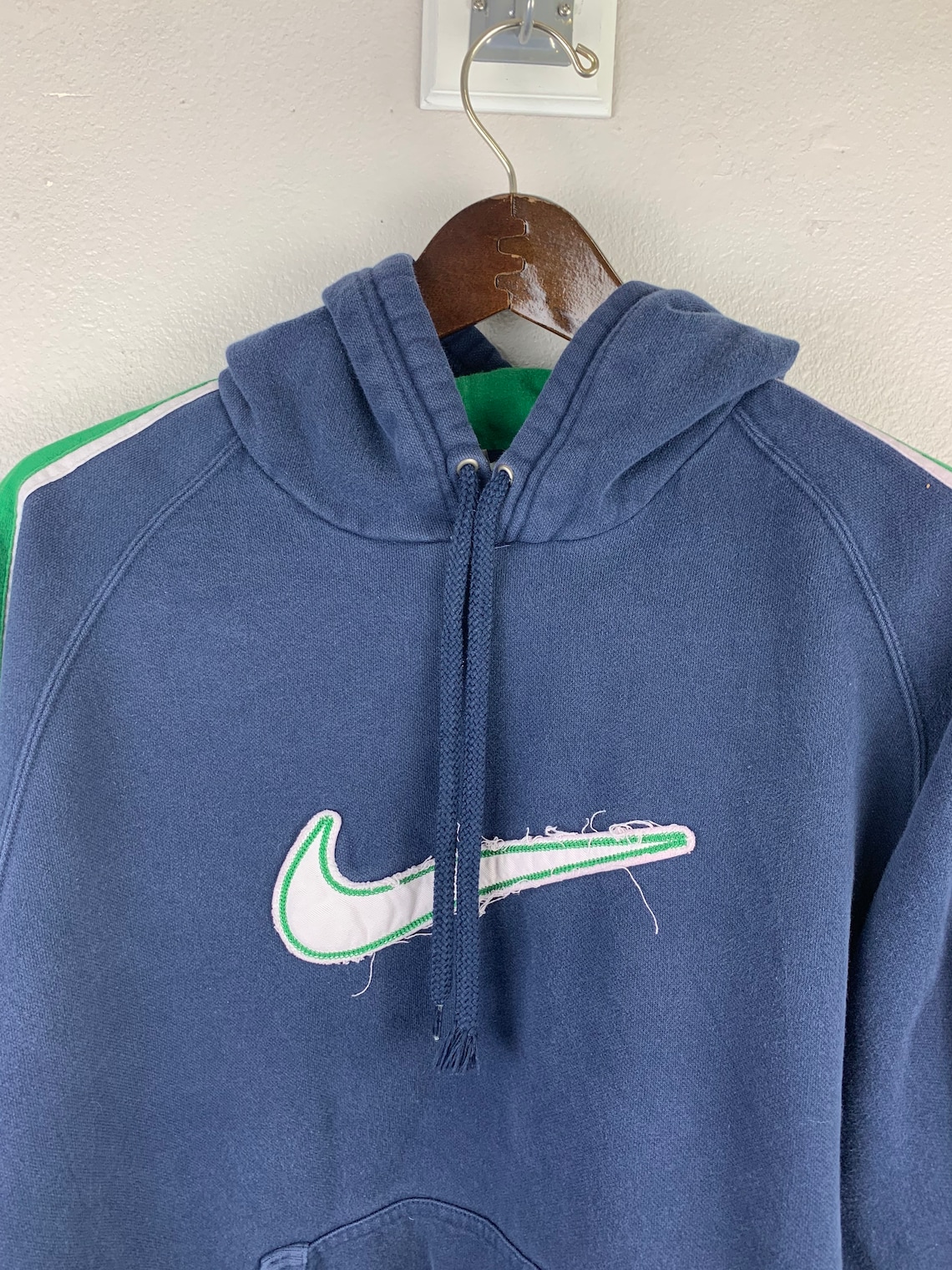 central swoosh nike hoodie