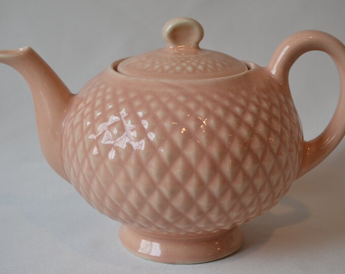 Vintage Hull Tea Pot With Lid Nuline Diamond Quilt Pattern Etsy