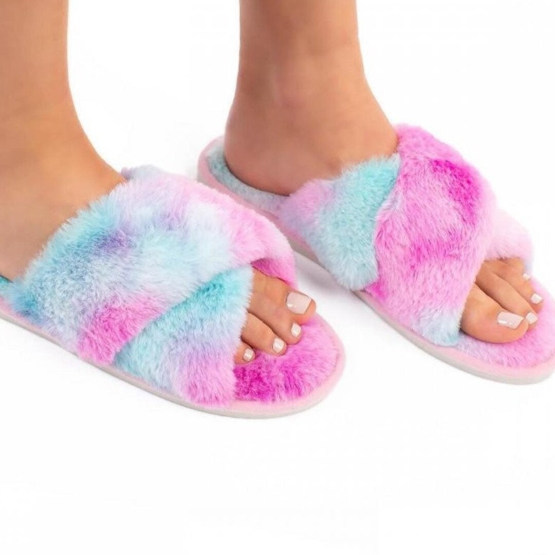 criss cross slippers