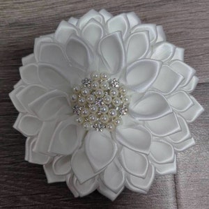 Delta Sigma Theta African Violet Satin Brooch White Flower