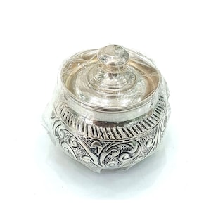 Traditional Silver Kumkum Holder, Antique Design Sindoor Dibbi for Personal and Pooja Usage (Design May Varies on Dibbi)