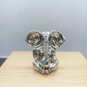 999 Fine Silver Hollow Lord Ganesha Statue