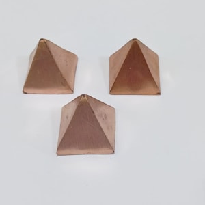 4 Corner Copper Pyramid Without Hollow - Vastu Products For South East Defect