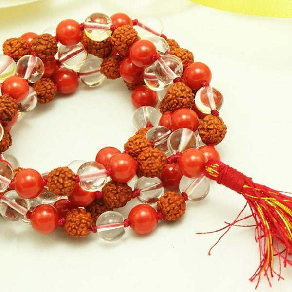 Rudraksha + Sphatik met Koraalkralen Mala - 6 - 7 mm | Handgeknoopte spirituele ketting Type - 54+1/108+1 kralen met kwastje | yoga | zingen