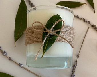 Hand poured BAY & LAVENDAR soy wax candle / Christmas gift / soy wax container candle / present / eco friendly vegan soy wax / scented