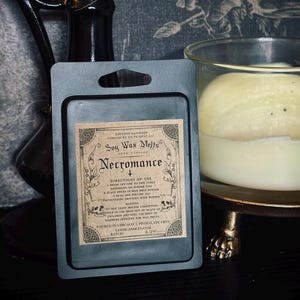 Necromance Soy Wax Melt: Gothic Halloween Apothecary Scent