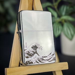 The Great Wave off Kanagawa Custom Engraved Lighter || Personalised Lighter Gift for Him And Her || Brass Flip Lighter Vintage Japanese