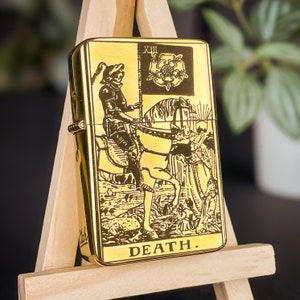 Karta tarota Death Grawerowana zapalniczka || Spersonalizowany prezent zapalniczki dla niego i dla niej || Mosiężna zapalniczka typu flip w stylu vintage || Prezent tarota