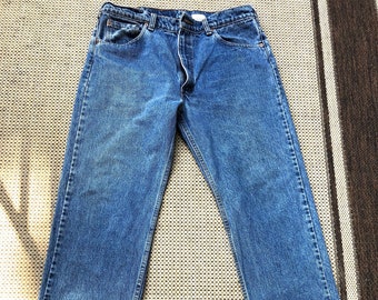 Vintage Levi’s 505 Red Tab Jeans