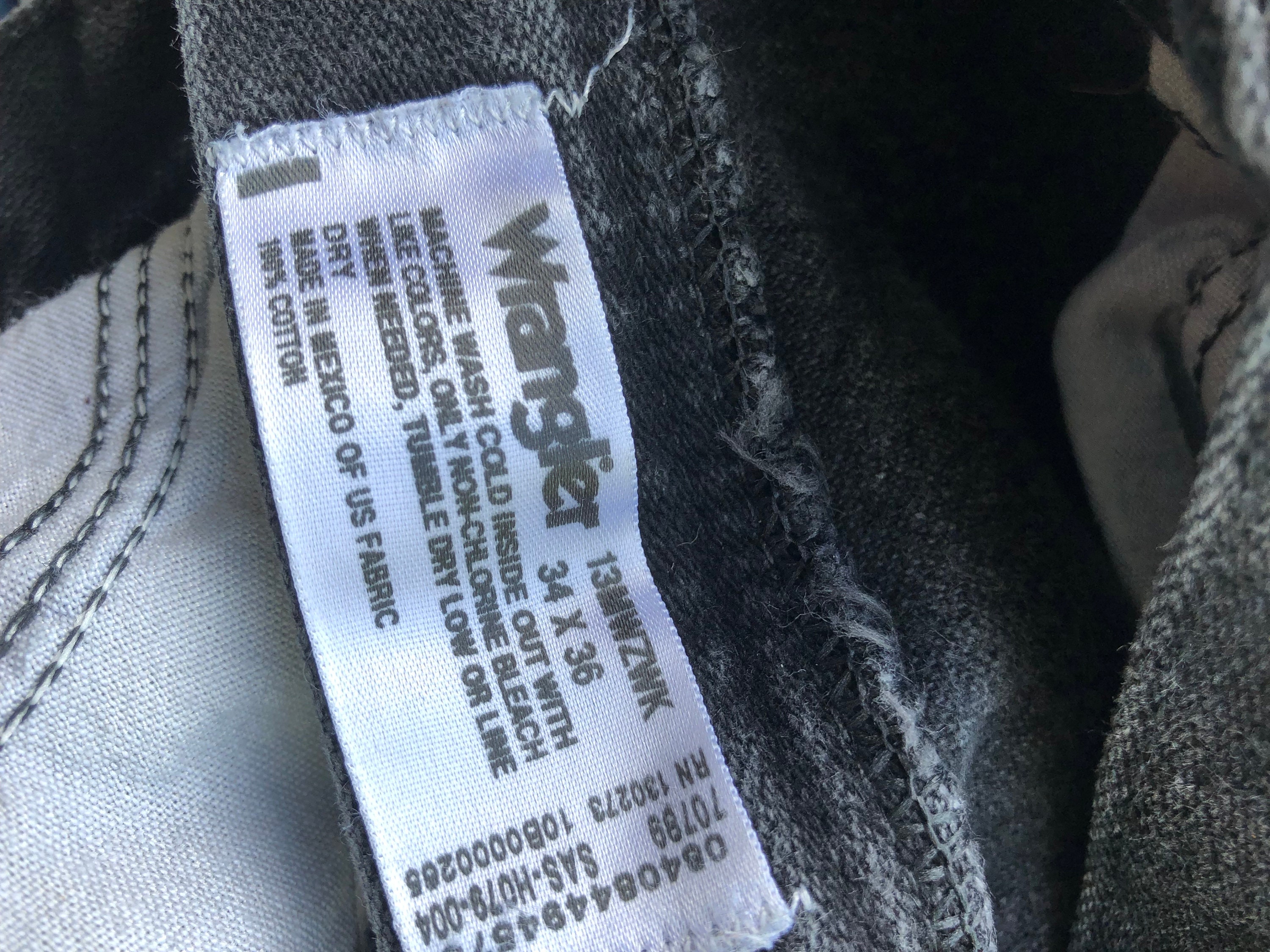 [非売品] Wrangler デニムカレンダー 2004年 USED] Wrangler ブラックデニム | garden730