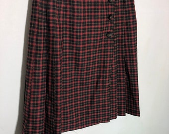 Emblem Red Plaid Pleated Skirt