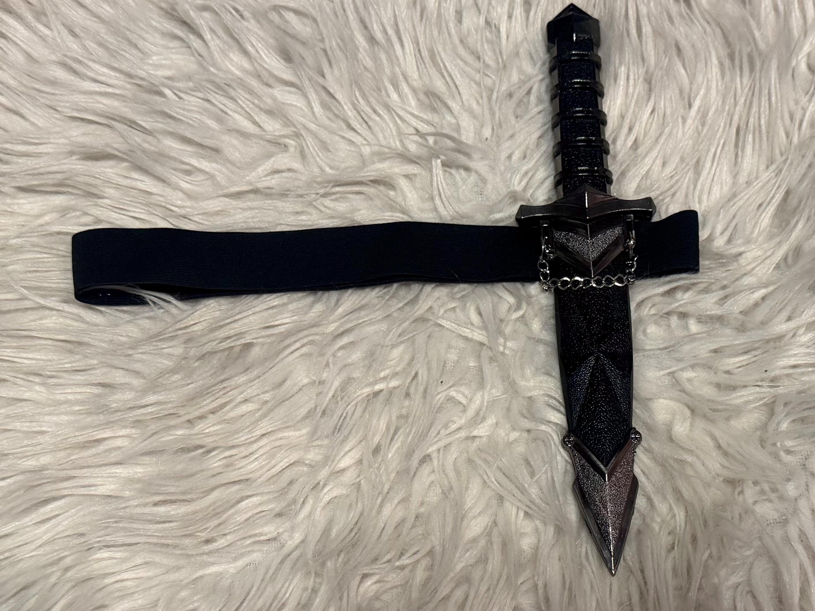 Elvira Dagger Canada