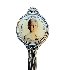 Diana Princess Of Wales 1961 to 1997 Collector&#39;s Spoon