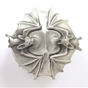 Vampire Bats Pewter Trinket Box - Hand Made in the United Kingdom - Etsy