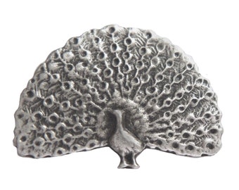 Peacock Pewter Pin Badge - Fabriqué à la main au Royaume-Uni