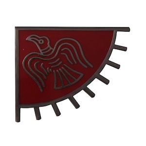 Odin&#39;s Raven Banner Viking Norse Flag Red Pin Badge