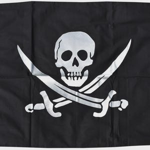 Jolly Roger Pirate Skull & Crossbones Fully Sewn Cotton Flag - 150cm x 100cm - 6 Eyelets