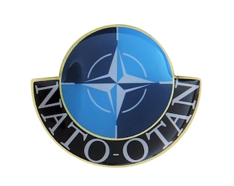 NATO North Atlantic Treaty Organisation Emblem Pin Badge 