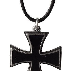 Knights Templar Cross-Pattée Pewter Pendant Necklace - Hand Made in The United Kingdom image 2
