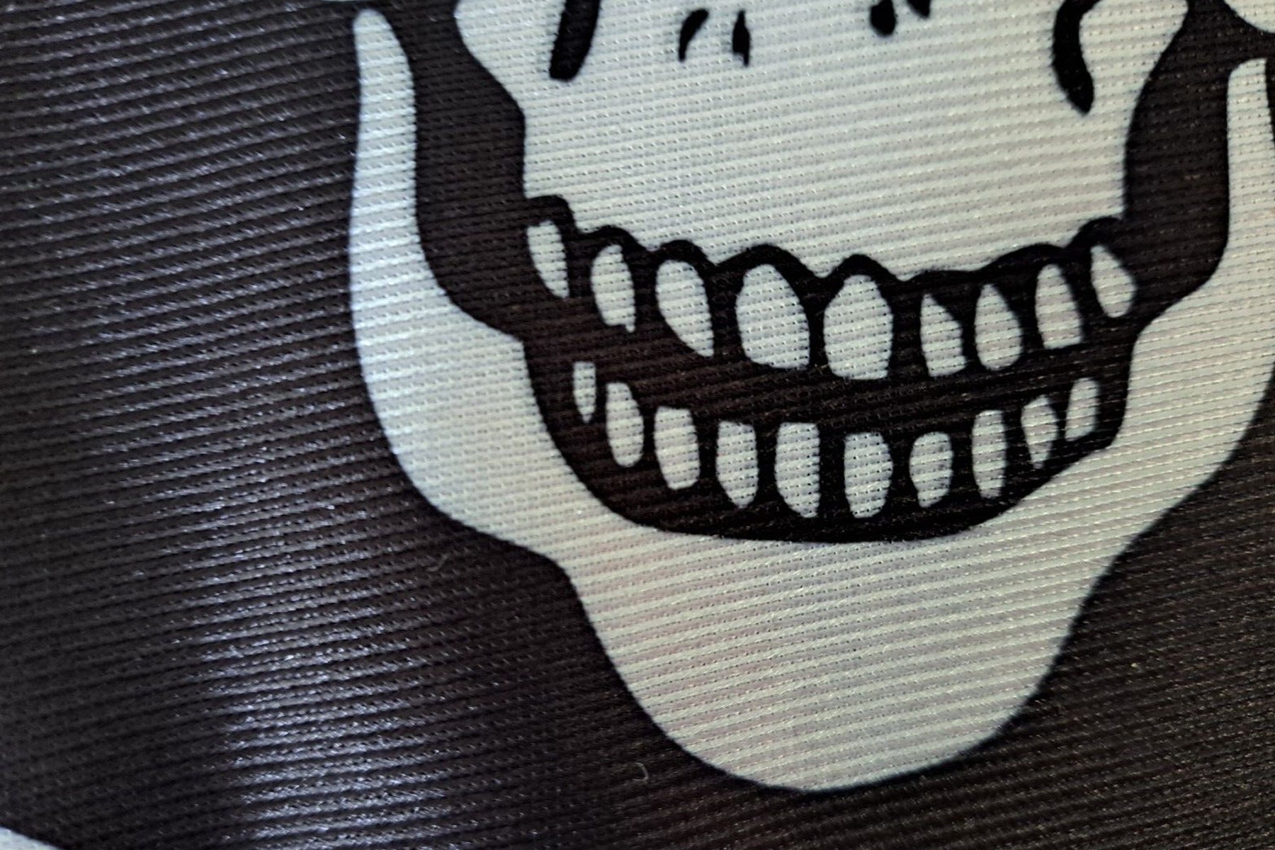 Jolly Roger Pirate Skull & Crossbones Boat Flag With Rope and Toggle ...