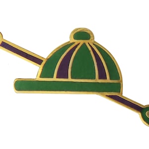 Horse Racing Jockey Hat & Riding Crop Pin Badge