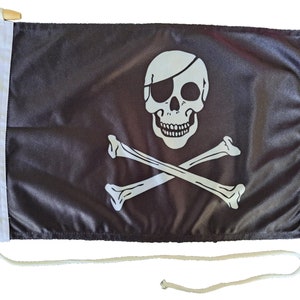 Jolly Roger Pirate Skull & Crossbones Boat Flag with Rope and Toggle - Exclusive to 1000Flags Ltd